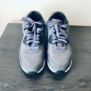 Nike Women Air Max 90 Grey